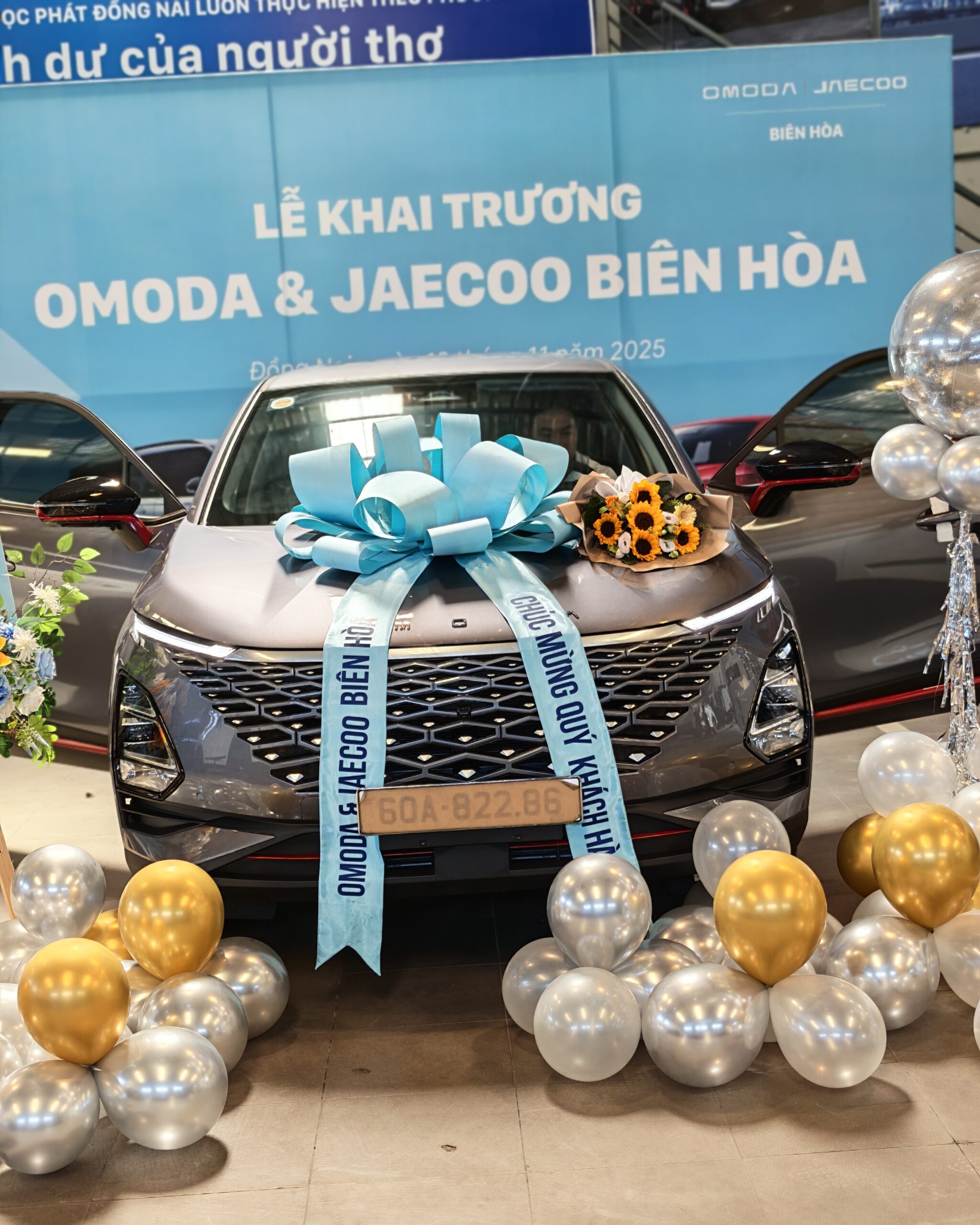 Hoàng Tâm Auto giao xe